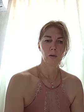 Chat +18 de stellahere8 ao vivo