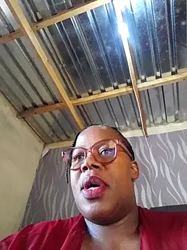 BoobsQueen46K 现场XXX聊天