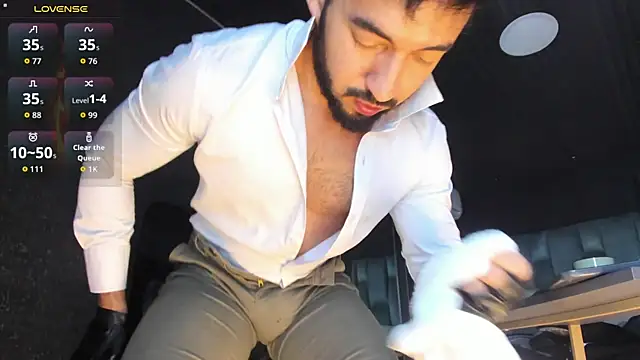 XXX chat uživo modela MarkWalker__