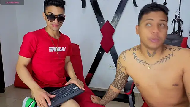 Sembang XXX Secara Langsung Alejandro_and_Deiby
