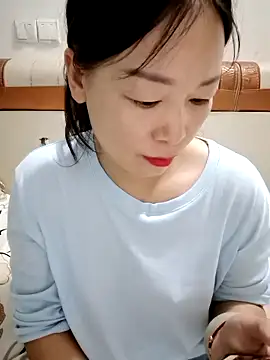 mimi2052's Live XXX Chat