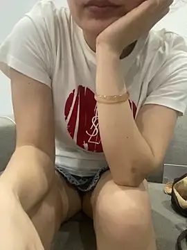 Ivy_Trix2のライブXXXチャット