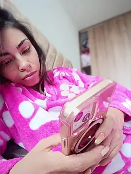 Ivanna2 Live XXX-chat