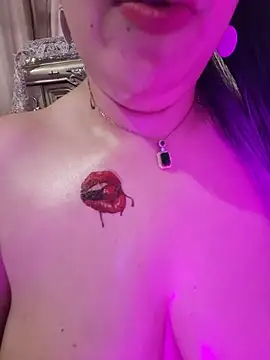 Doodqueen Live XXX-Chat