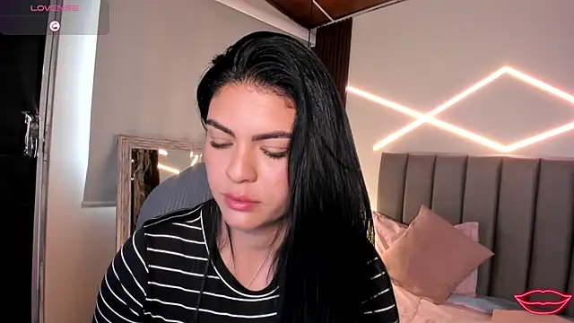 Veronicalanx1's Live XXX Chat
