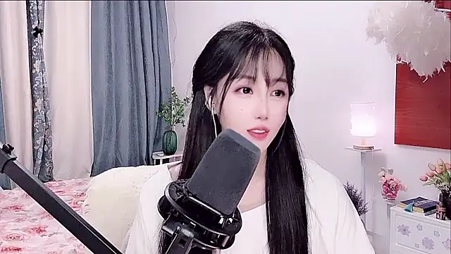 Laura_520のライブXXXチャット