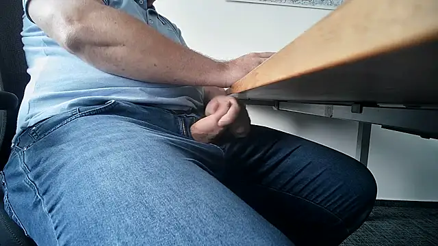 Онлайн чат XXX 69bezfleku