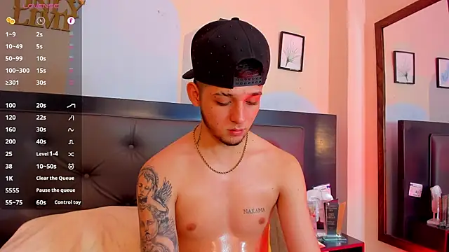 Boy_Mathew Chat XXX live