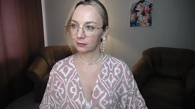 Chatroom XXX en direct de Ava_Elior
