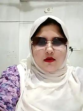 Nusrat-N লাইভ XXX চ্যাট