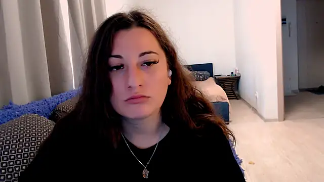 Helen_Adams_ Chat XXX in diretta