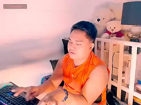 Онлайн чат XXX Hardking_69