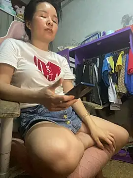 Ivy_Trix2 live XXX chat