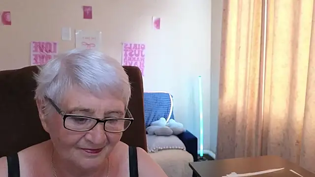 Chat XXX ao vivo de Sandra_Snowflake