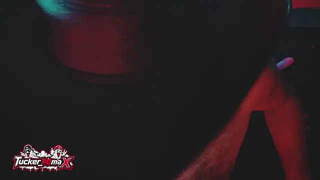 Tucker_pdmax Chat XXX live