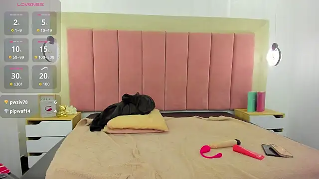 Helenn_Moore 라이브 XXX 채팅