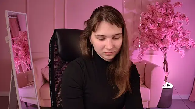 Chat +18 de TessaMill ao vivo