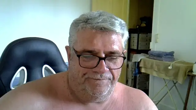 Laurent_oldmen's Live XXX Chat