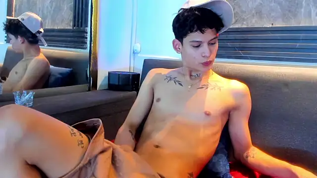 Brianhot0F লাইভ XXX চ্যাট
