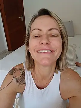 Misaudibel's Live XXX Chat