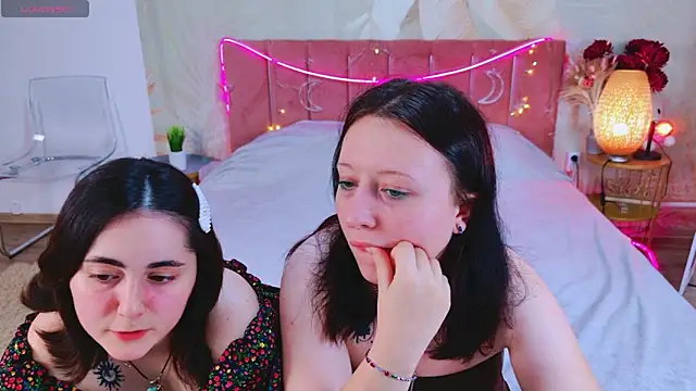 RuthHalll's Live XXX Chat