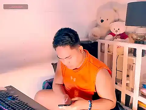 Czat XXX na żywo – Hardking_69