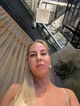 دردشة LisaMurr الجنسية المباشرة