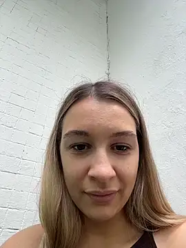 Chat XXX ao vivo de SashaCatt