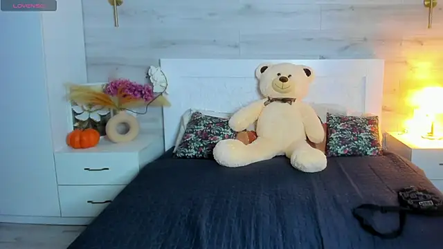 ToxicRosse XXX чат на живо