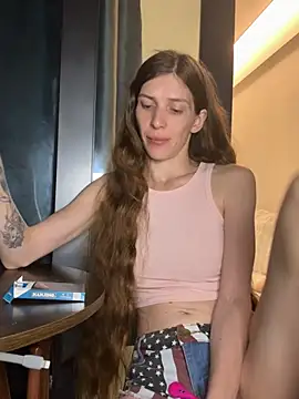 MissAndKiss: απευθείας συνομιλία ΧΧΧ