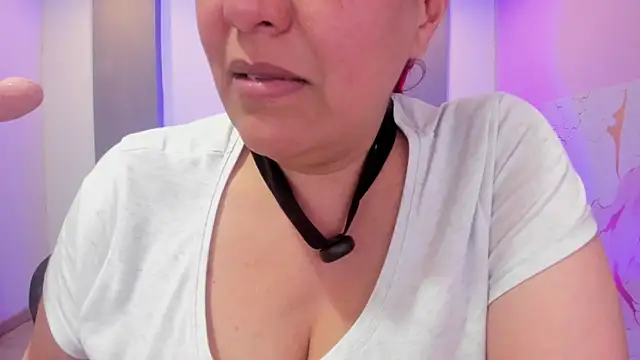 Sammy_owens_ Chat XXX in diretta