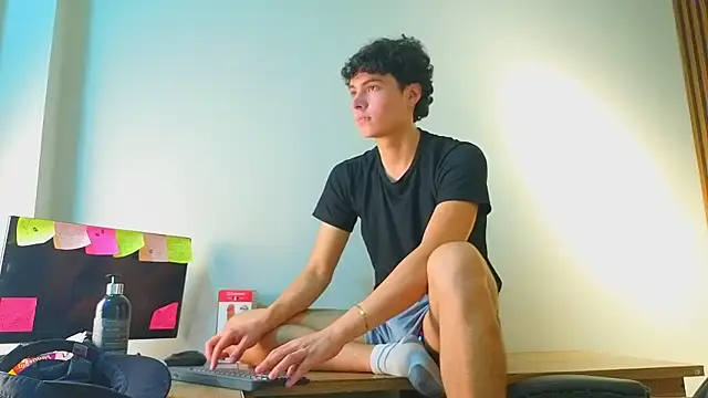 แชท XXX สดของ Esteban_Fire