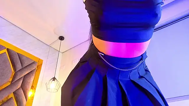 Ey_Im_simone_ Live XXX Chat