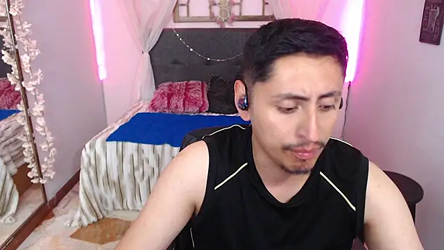 Chat XXX ao vivo de Alexx_levi