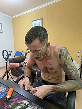 MeladoDiMel Adlı Modelin Canlı XXX Sohbeti