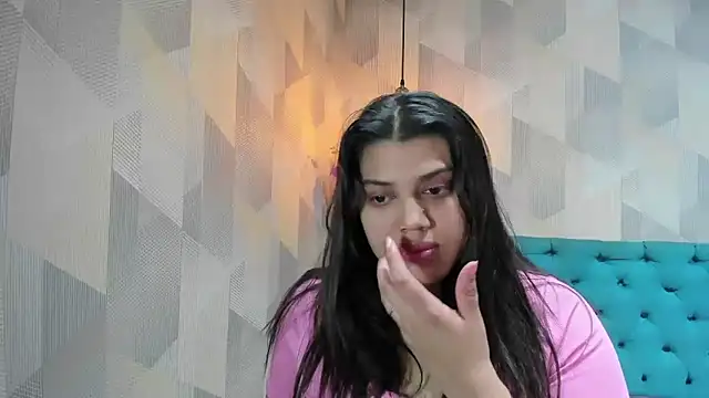 LindaBreeS: онлайн-секс-чат