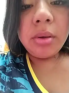 Chat +18 de Amber_Herrera ao vivo