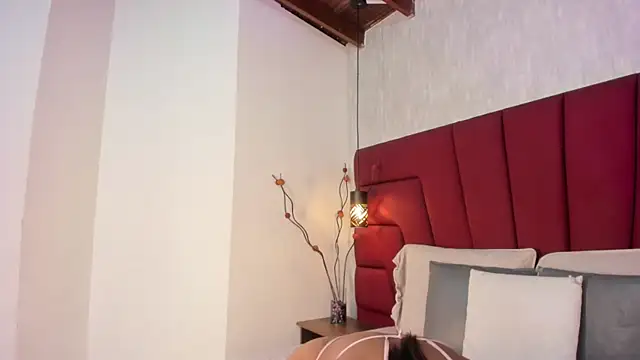 Charlotte_fuentes Chat XXX live