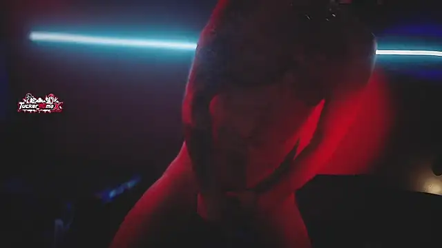 Онлайн чат XXX Tucker_pdmax