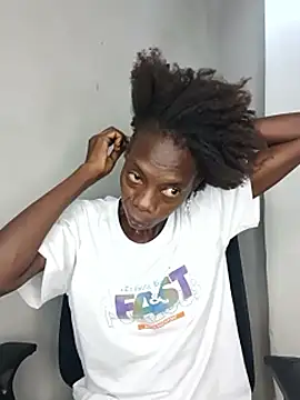 XXX chat uživo modela nzanizy