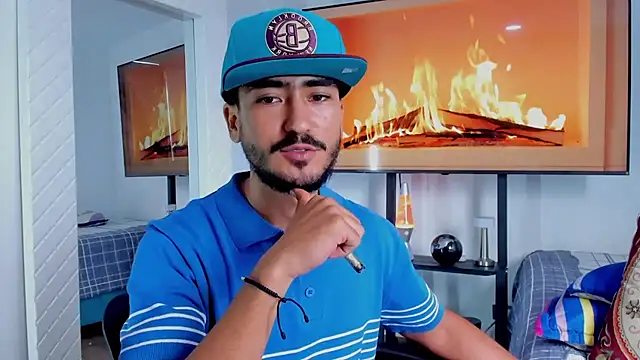 david__johnson372 élő XXX-chatje