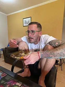 Sembang XXX Secara Langsung MeladoDiMel