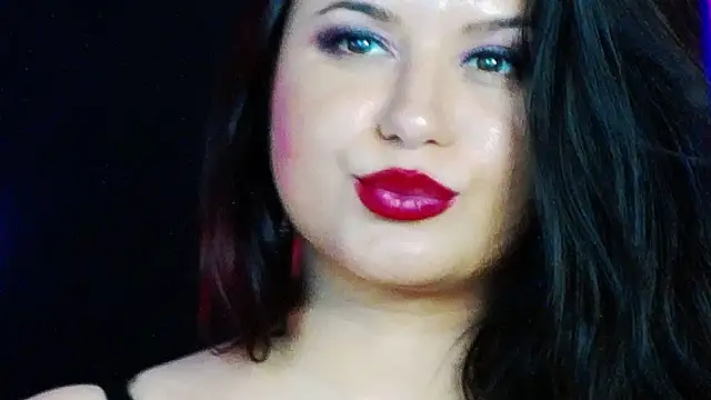 Chatroom XXX en direct de EssenaMonroe