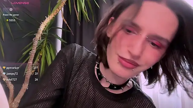 Niky_Long Live XXX Chat