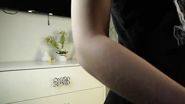 AlbaMesick Live XXX-chat