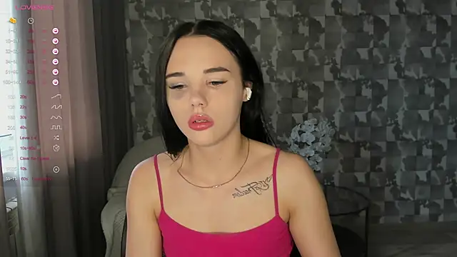 Kseni_a's Live XXX Chat