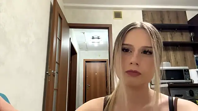 YelledBlink Chat XXX live
