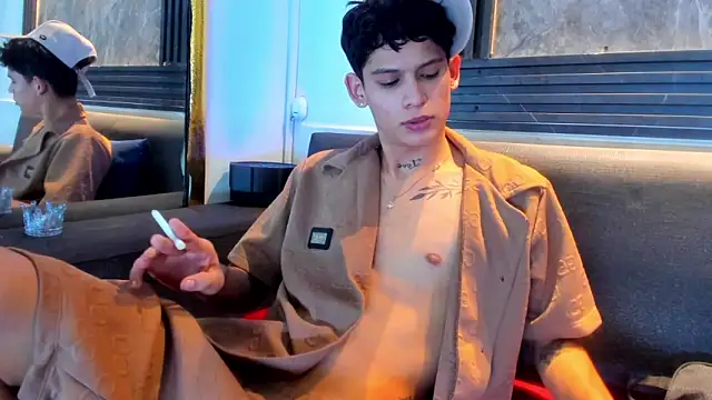 Brianhot0F Chat XXX live