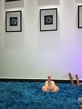 Онлайн чат XXX Emily_Harpeer