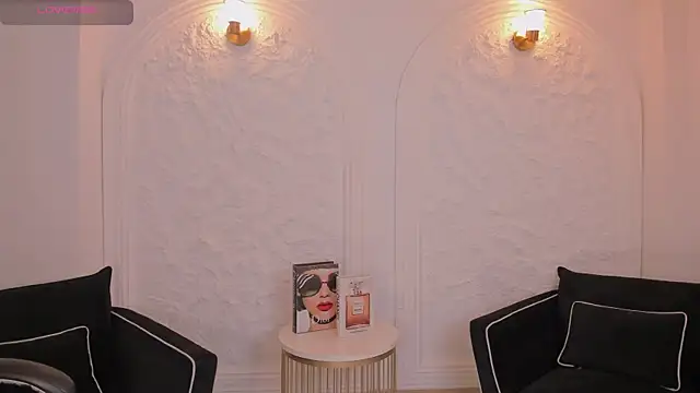 XXX chat uživo modela NatalieLewis